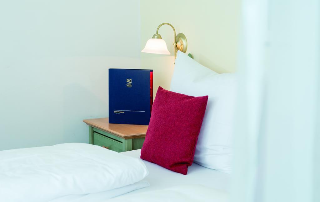Hotel Am Schloss Goldegg Kamer foto